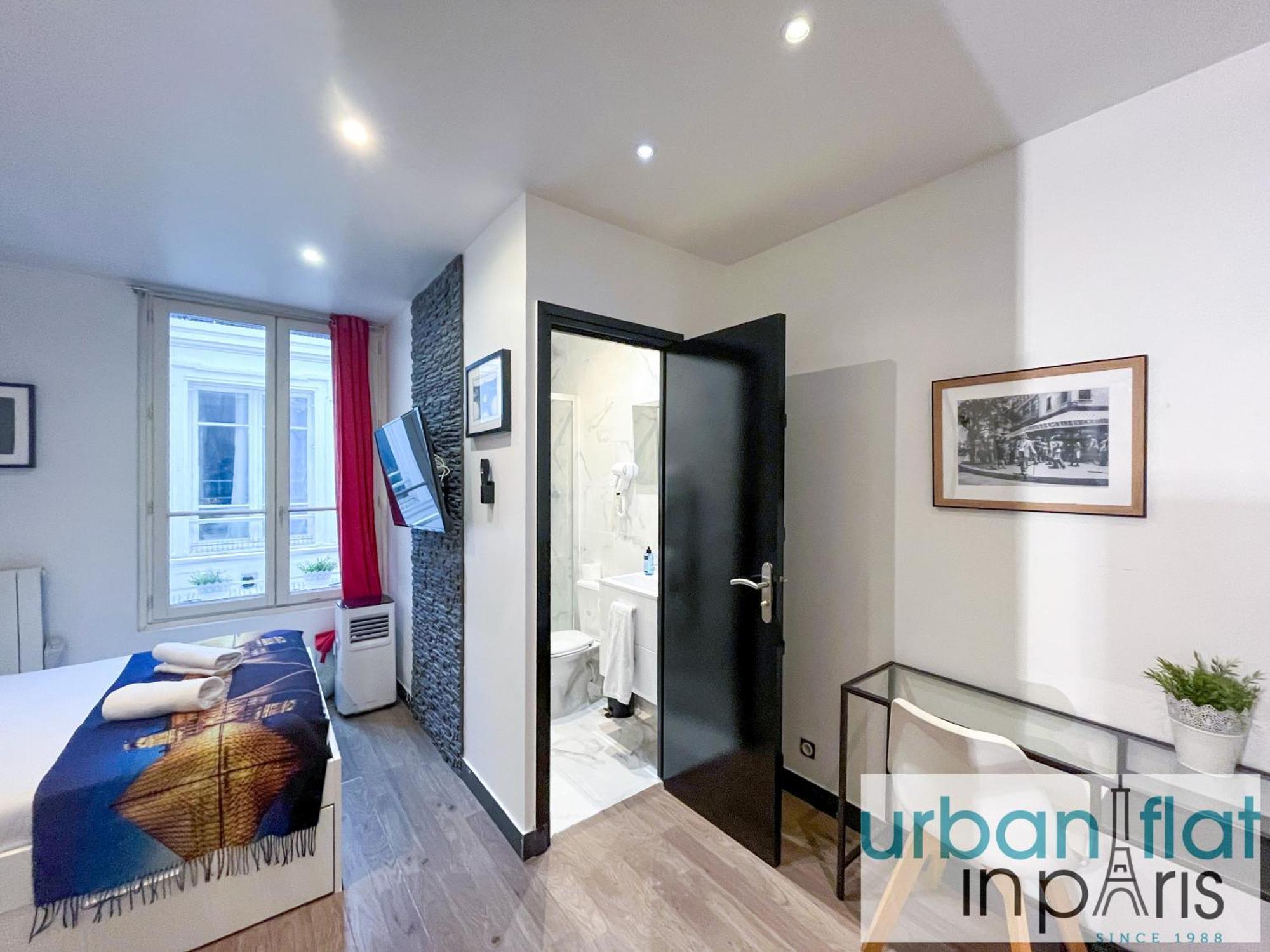 21 B - Chaplin Apartment *