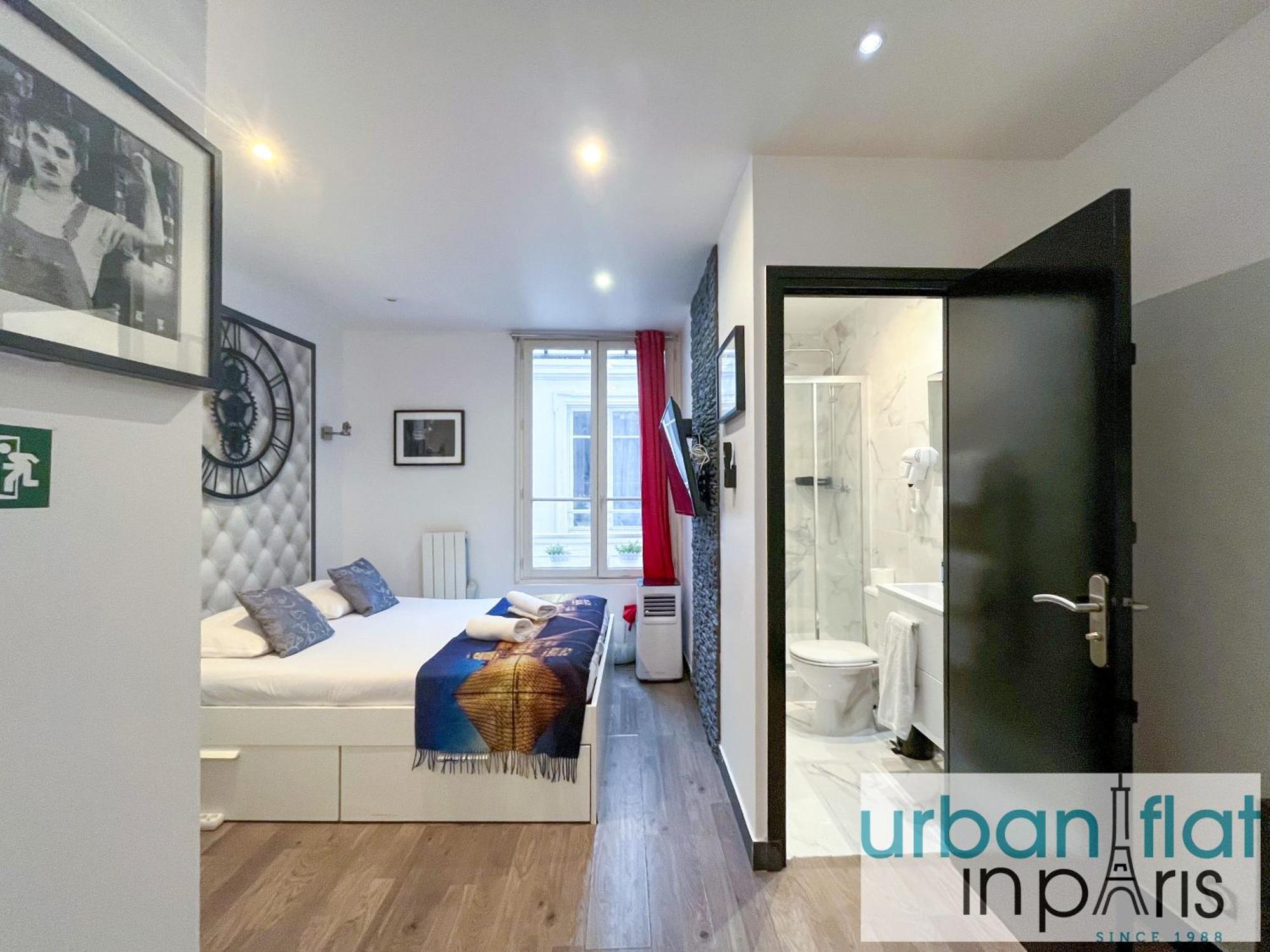 Apartment 21 B - Chaplin *